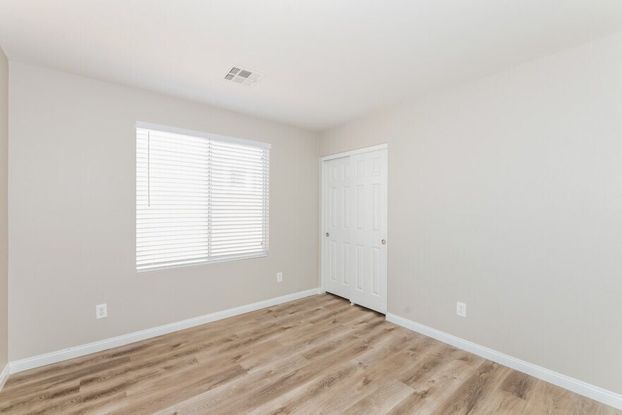 Building Photo - 8064 Torremolinos Ave