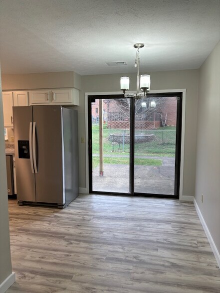 Building Photo - 5305 Big Tyler Rd