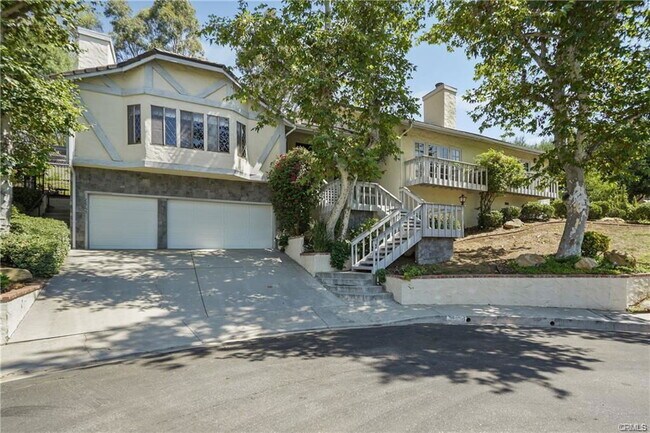 Building Photo - 22755 Dale Ct