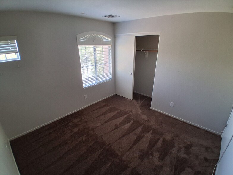 Building Photo - 8011 Torremolinos Ave