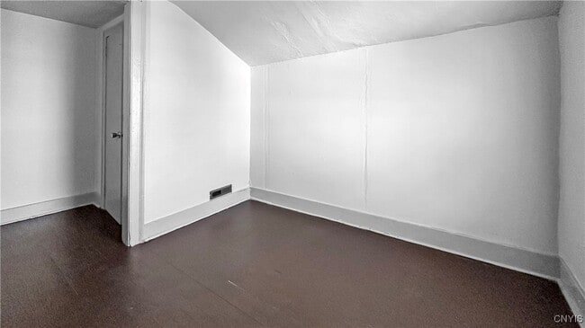 Building Photo - 809 Hamilton St