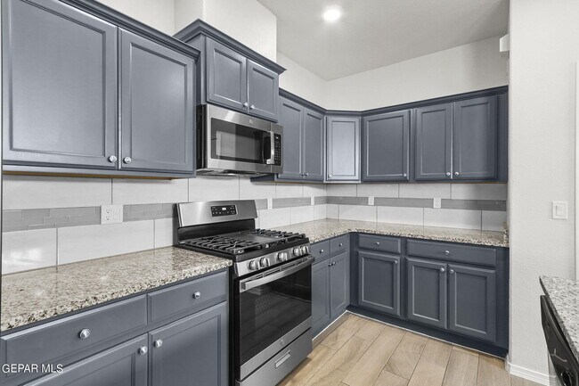 Building Photo - 7365 Frostline Pl