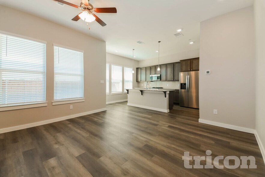 Building Photo - 5408 Sandstone Dr