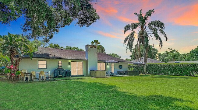 Building Photo - 5700 Saddlebrook Way