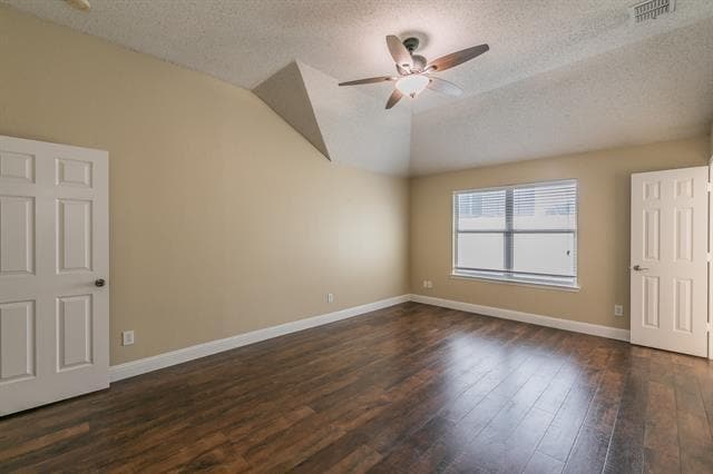 Building Photo - 734 Parkford Ln