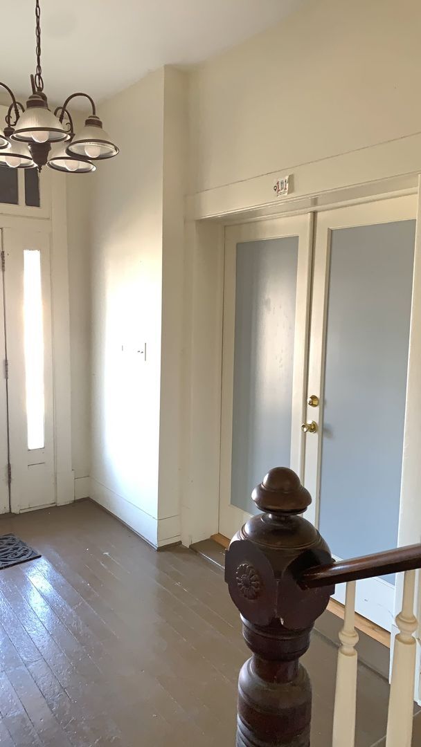 Building Photo - 330 N High St