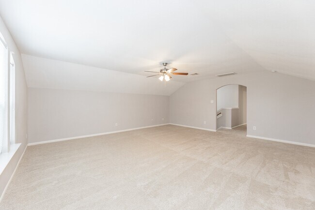 Building Photo - 1006 Vernage Rd