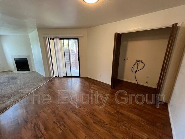 Building Photo - 4220 W Cypress Ave