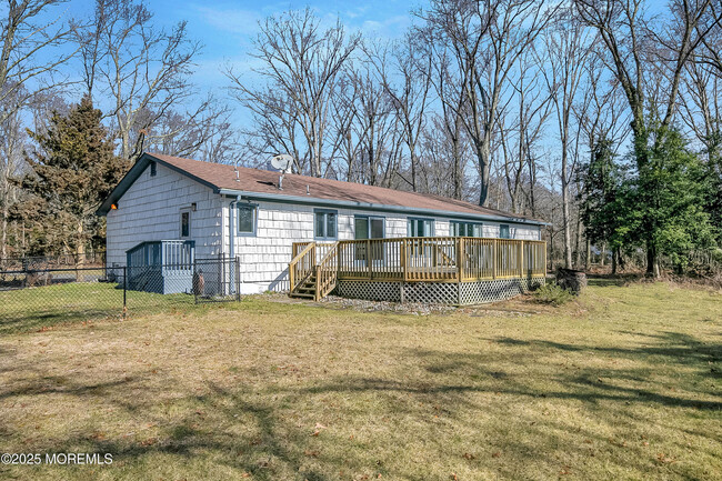Building Photo - 1339 Chipmunk Ln