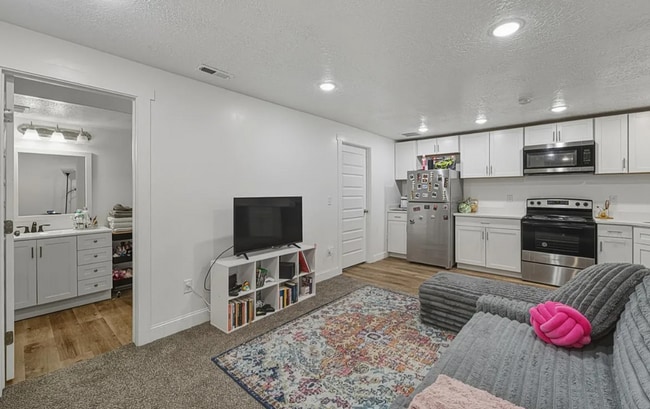 Building Photo - 2083 N 3930 W