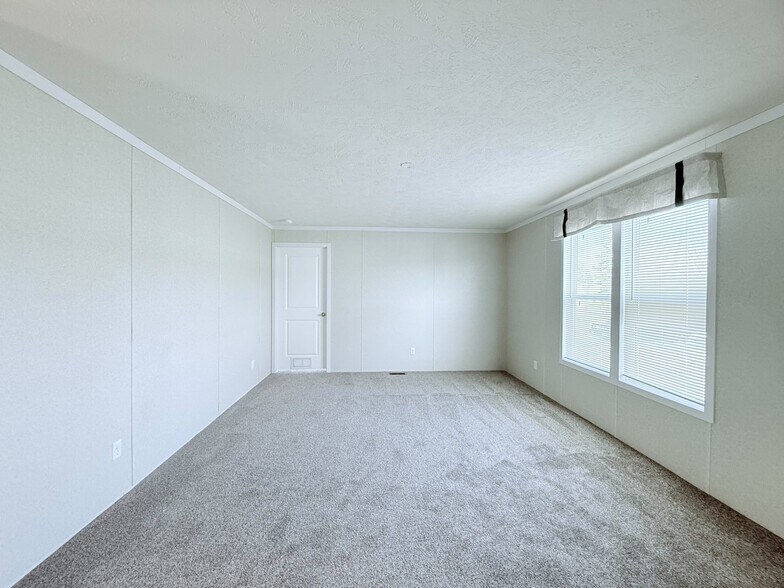 Building Photo - 29652 Cambridge Ct