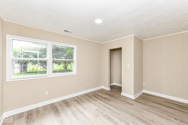 Building Photo - 651 Fabyan Rd