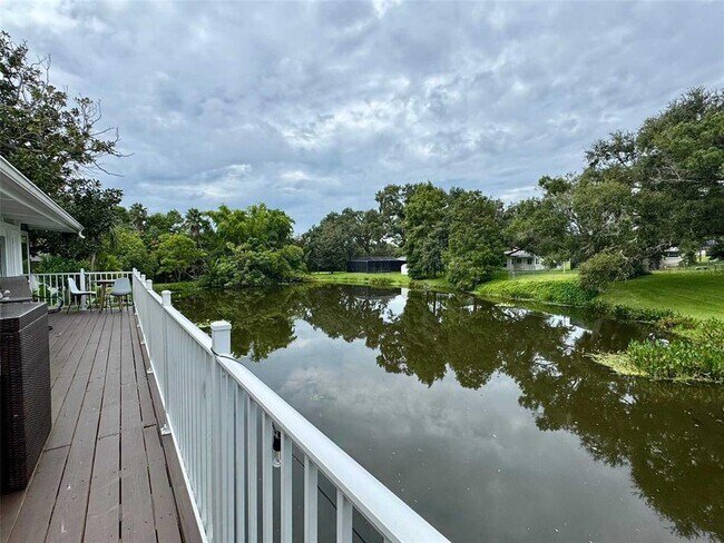 Building Photo - 3012 Grand View Ave