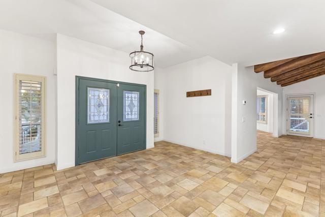 Building Photo - 28720 Sandhurst Way