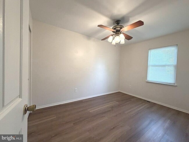 Building Photo - 2495 Vineyard Ln