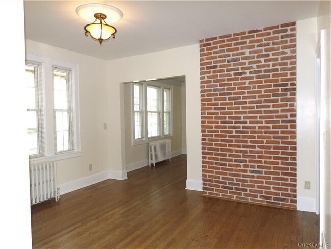 Building Photo - 148 Fremont St