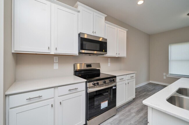 Building Photo - New Construction Elegance on a Peaceful Cul-de-Sac — Move Into Luxury!”