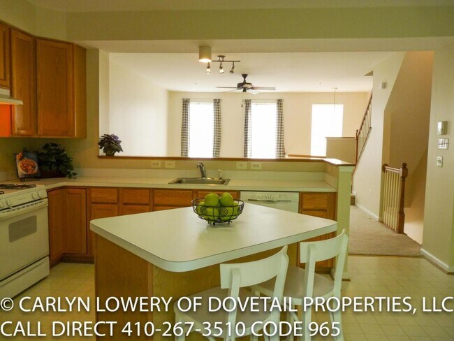 Building Photo - 2327 Sandy Walk Way