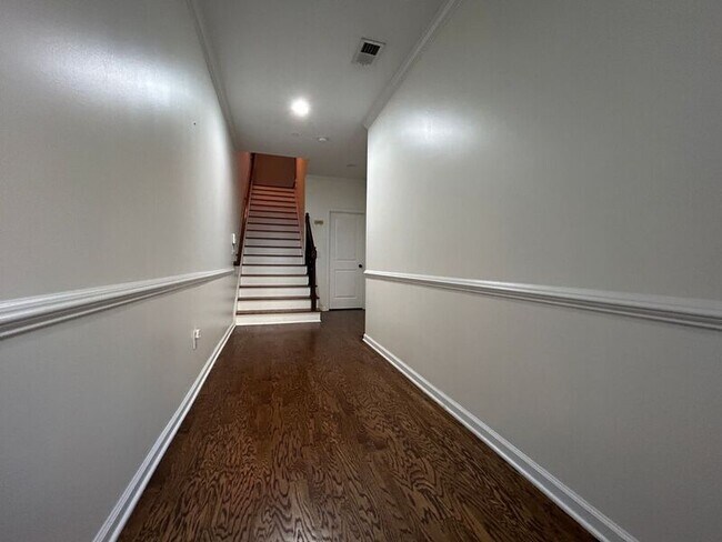 Building Photo - 951 Opelousas Way