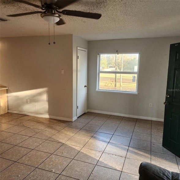 Building Photo - 305 NW 11th Ave