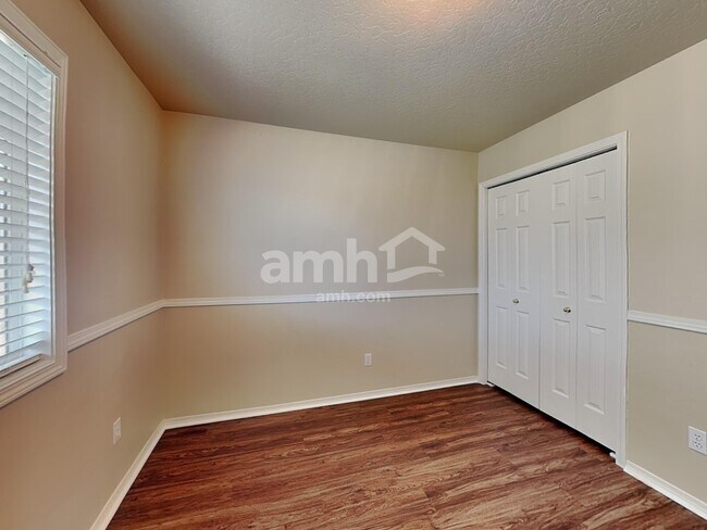 Building Photo - 199 E Striped Owl Dr