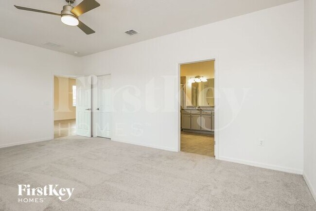 Building Photo - 1202 Ponca Rd