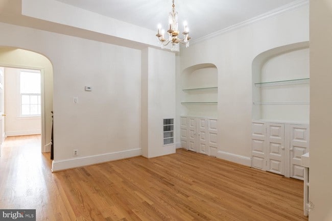 Building Photo - 2723 Dumbarton St NW