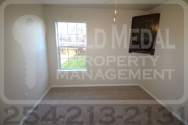 Building Photo - 3106 Yaupon Rd
