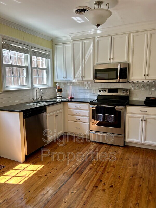 Building Photo - 1106 Cherokee Ct