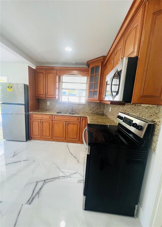 Building Photo - 15530 SW 295th Terrace