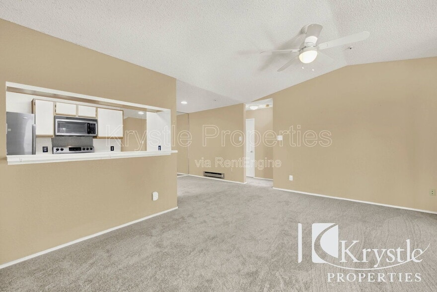 Building Photo - 1201 Glen Cove Pkwy
