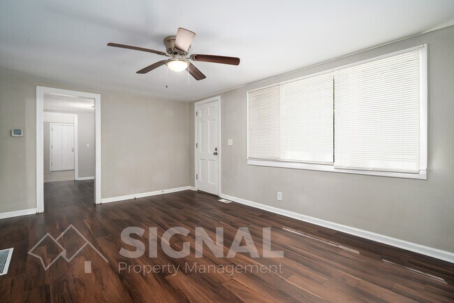 Building Photo - 72 Swindle Dr