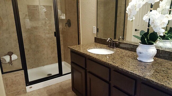 Building Photo - 18 Umbria Ln