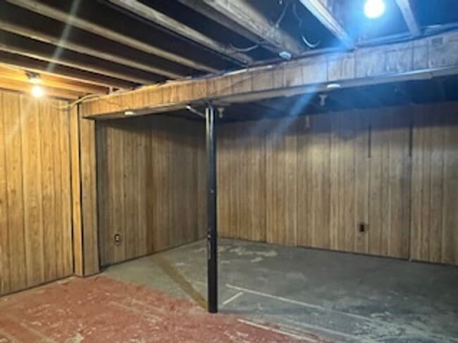 Building Photo - Updated 3 BR in Chesterfield