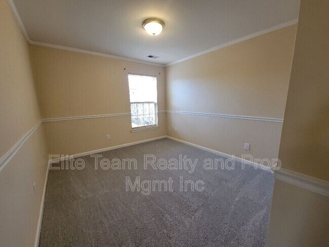 Building Photo - 4702 Ambridge Dr