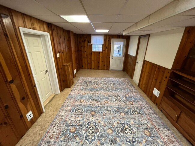 Building Photo - CHARMING COLONIAL IN KENSINGTON  CLOSE TO NIH JOINT BASE BETHESDA