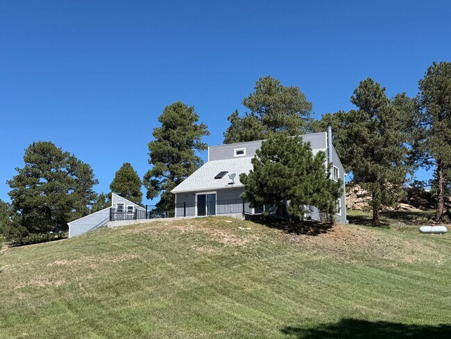 Building Photo - 3793 Badger Ln