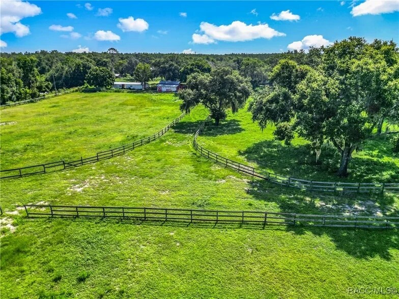 Pastures - 13691 E Hwy 25