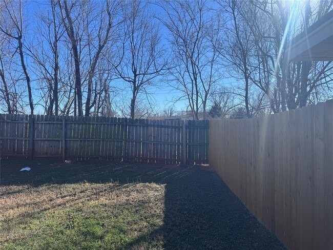 Building Photo - 2525 W Oklahoma Ave