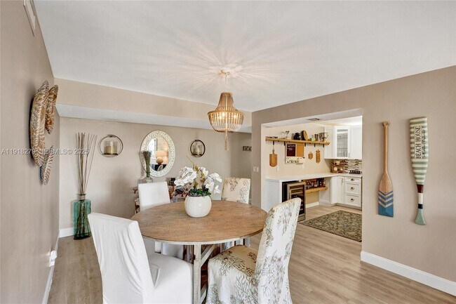 Building Photo - 2301 S Ocean Dr