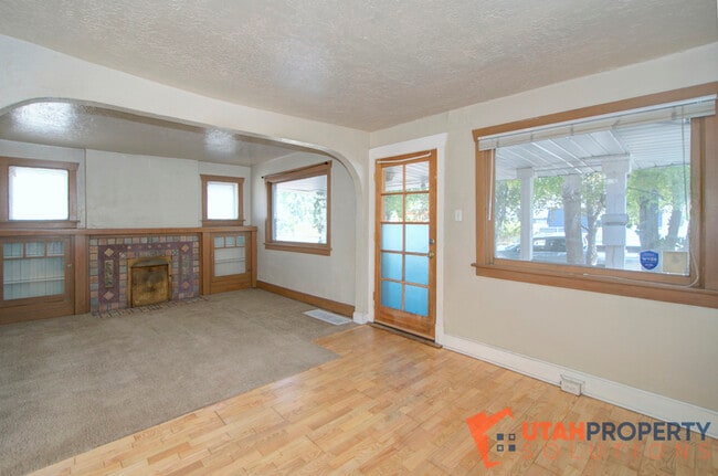 Building Photo - 1622 S Blair St