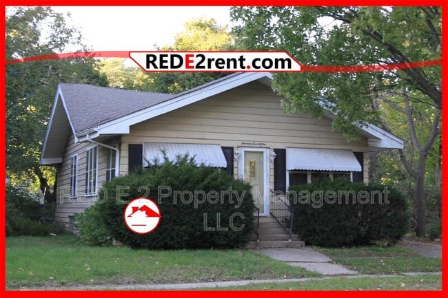 Primary Photo - 1372 Prairie Ave