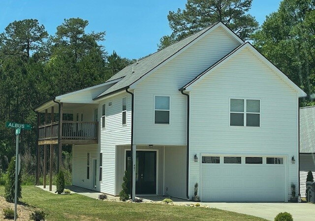 Primary Photo - Ask us how to get FREE RENT!