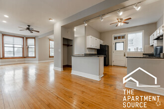 Building Photo - 2835 N Ashland Ave
