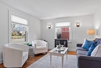 Building Photo - 27 Fuller Rd