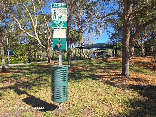 Building Photo - 2177 Montpeliar