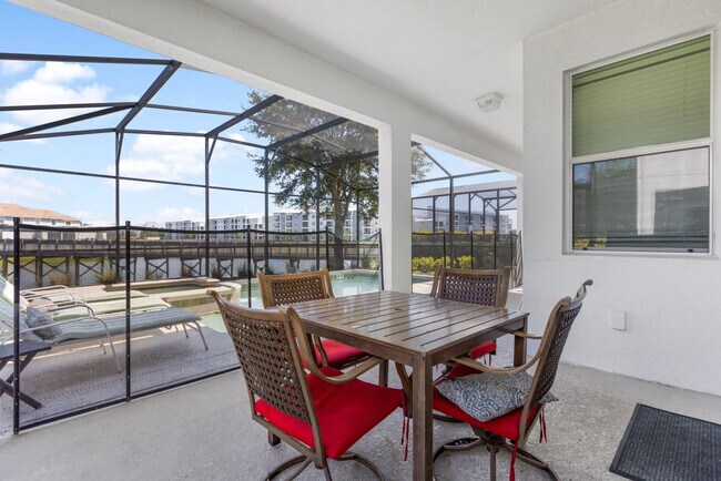 Building Photo - 4743 Kings Castle Cir