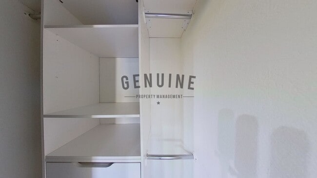 Building Photo - Beautiful 2 Bd 2 Ba Condo at Silvertide Bear Brand