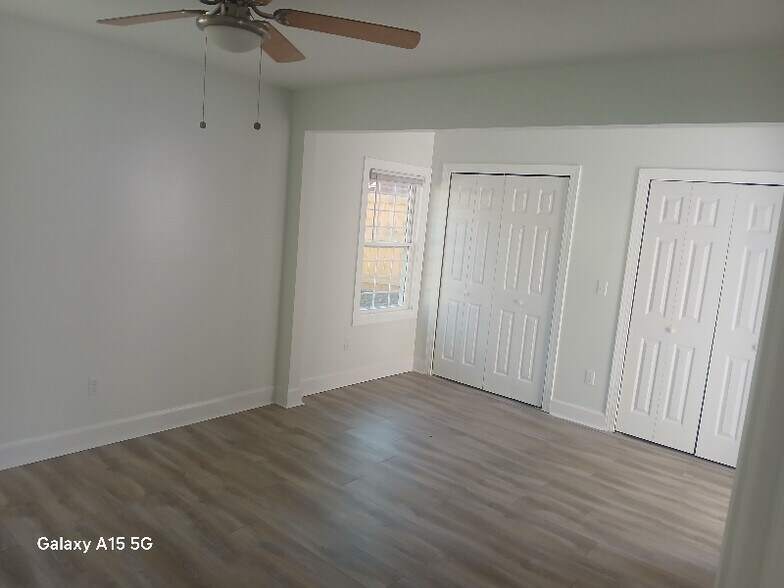 Building Photo - 230 Northwest Ave