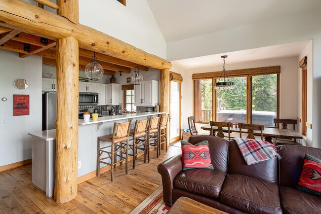 Building Photo - 7 Gambler Dr